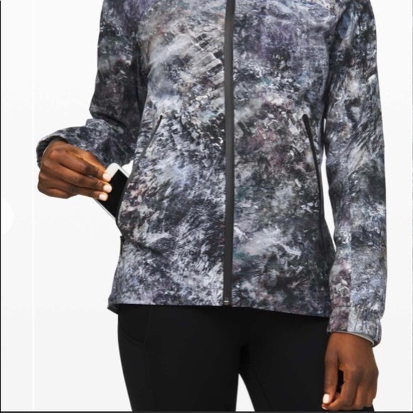 HOST PICK 🥰Lululemon NWT Here To Move Jacket - Picture 5 of 7